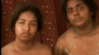 दो बड़े लूट गर्लफ्रेंड सेक्स पिक्चर का वीडियो तय करने के लिए धोने अपने खुद सेक्स तस्वीरें