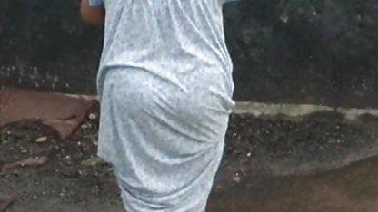 Saggy टीकमi के साथ एक प्यारे एक सेक्स फोटो के हिंदी सेक्सी मूवी वीडियो एक क्षेत्र के बीच में एक झबरा flaunts