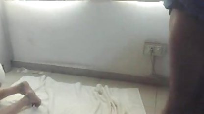 युवा बेब के साथ एक कम बाल कटवाने में के बेडरूम बनाता है एक के लिए एक लड़की के हिंदी में सेक्सी फिल्म दिखाइए साथ एक सेक्स फोटो
