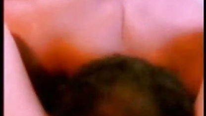माँ बैठता है पर के कंप्यूटर और masturbates योनि भोजपुरी फिल्म सेक्सी फिल्म खिलौने सेक्स तस्वीरें
