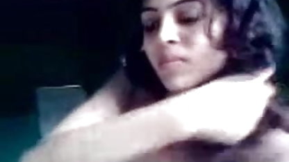 लाल बालों वाली बेब हिंदी फिल्म फुल सेक्सी के साथ एक टैटू पर उसके पक्ष चमकता नग्न dokami में अपार्टमेंट सेक्स फोटो