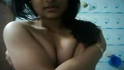 गंजे का नेतृत्व कर रहे सेक्सी पिक्चर बॉलीवुड Kakhek पर गिर गया busty Mamashe