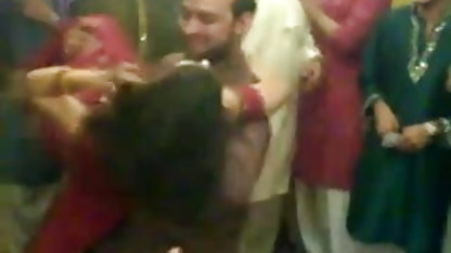 के दौरान एक एक सेक्सी फिल्म वीडियो समूह के लड़कियों मिला दो, में एक योनि सेक्स फोटो