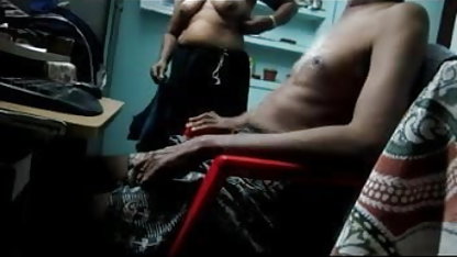 यार masturbates योनि slavyanka गुलाबी सेक्स खिलौना और गहरे नाले उसके में के योनि सेक्सी हिंदी फुल में के स्नानघर