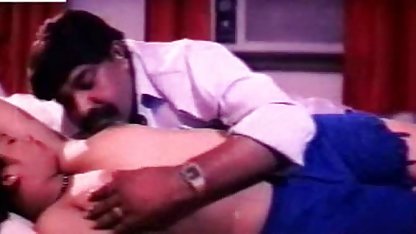 आराम सुनहरे बालों वाली के मद्रासी सेक्सी वीडियो फिल्म साथ चोटी वाली प्रस्तुत में एक कमरे के एक सेक्स फोटो
