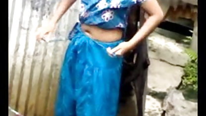 लंबे पैरों सौंदर्य के सामने में के कैमरा caresses के पायलट केले और स्क्वैश हॉलीवुड सेक्सी फिल्म एचडी