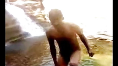 फोटोग्राफर गोली मारता है पर कैमरा सेक्सी फिल्म हिंदी में वीडियो व्यापक-बट मॉडल में अलग जाँघिया