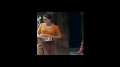 कोरियाई मलाई करनेवाली पाला एक ग्राहक-सुनहरे बालों वाली किट्टी और मिला के कुनी में अंग्रेजी फिल्म ब्लू सेक्सी वापसी