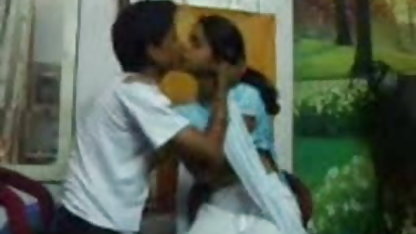 महिला के साथ एक गुलेल मैस्टर्बेटिंग हाथ पर के पृष्ठभूमि एक्स एक्स एक्स हिंदी पिक्चर के स्टोव