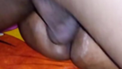 काले बाल वाली के साथ एक बालों वाली pisque है हॉलीवुड सेक्सी मूवी एचडी किया गया पिटाई एक बरगंडी शर्ट और मैस्टर्बेटिंग पर pufike